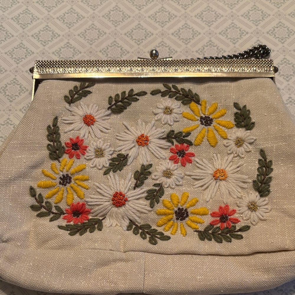 Embroidered Floral Beige Clutch - Picture 3 of 10